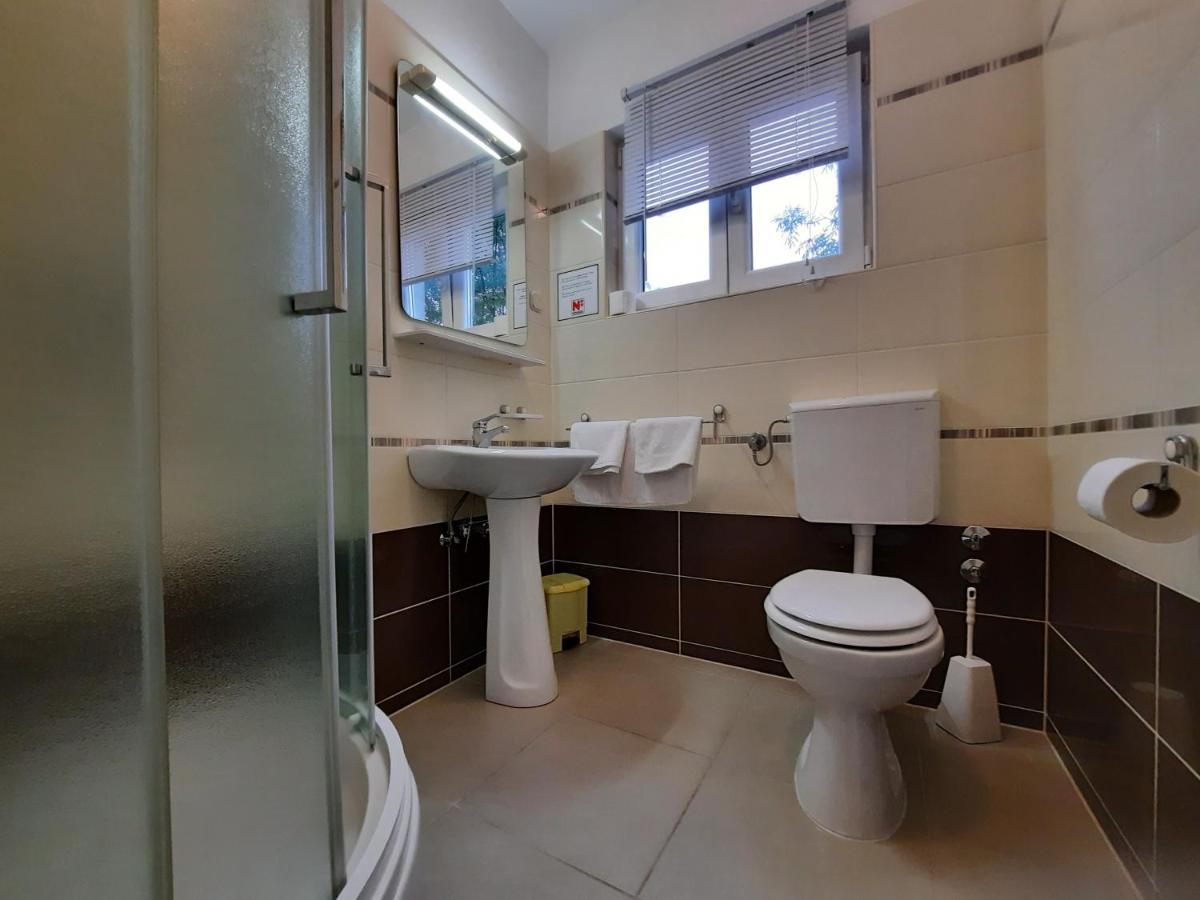 Ivica Apartment *