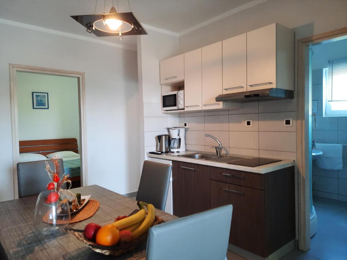Apartment Ivica *
