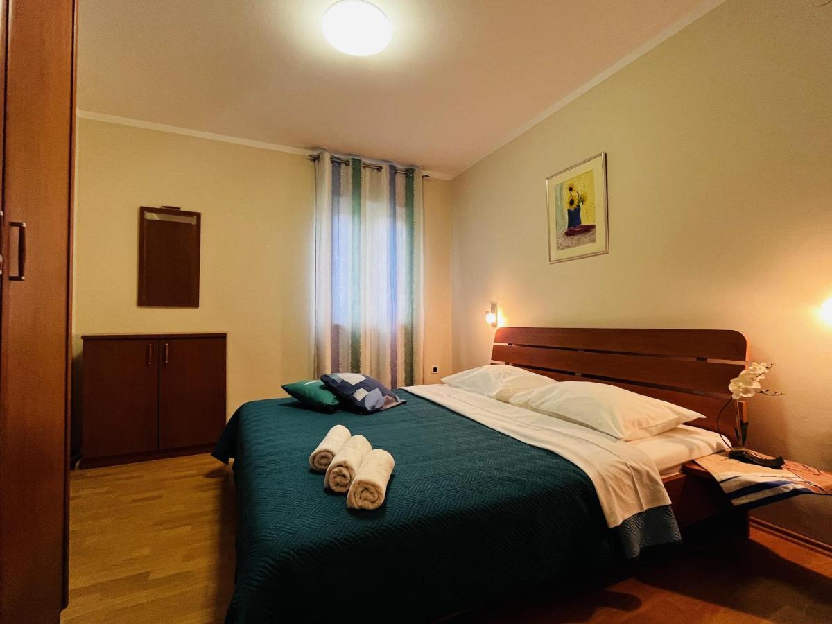 Ivica Apartment *