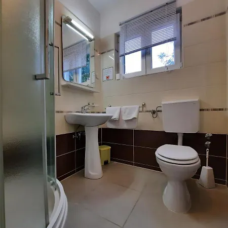 Apartmani Ivica Krk Town Exterior photo