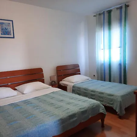 Apartmani Ivica Krk Town Exterior photo
